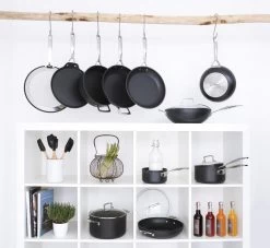 Le Creuset Steelpan - 2 Schenktuiten - Les Forgées TNS - ø 16 Cm / 1.6 Liter -Aanbiedingen Tefal Winkel 1200x1103