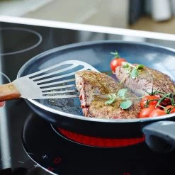 GreenPan Cambridge Hapjespan Met Deksel 24cm - Zwart - Inductie - PFAS-vrij -Aanbiedingen Tefal Winkel 1200x1199 9