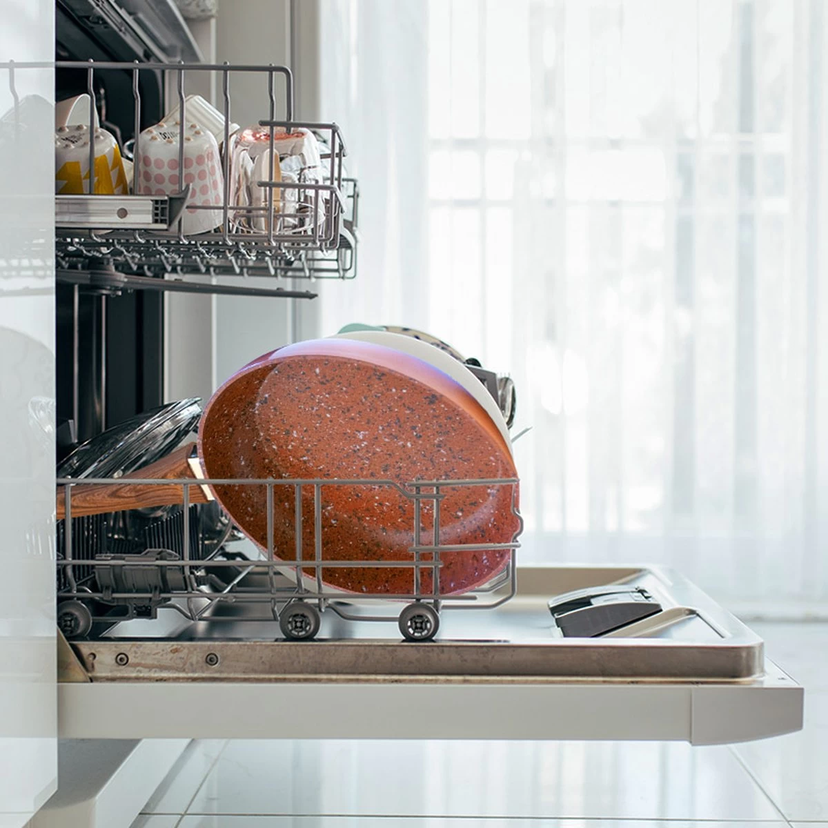 Livington Copper & Stone Pan - 24cm Koekenpan- Anti-aanbaklaag En Krasbestendig - Graniet Look - Binnenste Steenlaag Voor Perfecte Warmteverdeling - Geschikt Voor Ceran, Gas, Elektrisch, Inductie 4 Livington Copper & Stone Pan - 24cm Koekenpan- Anti-aanbaklaag En Krasbestendig - Graniet Look - Binnenste Steenlaag Voor Perfecte Warmteverdeling - Geschikt Voor Ceran, Gas, Elektrisch, Inductie - Afbeelding 4