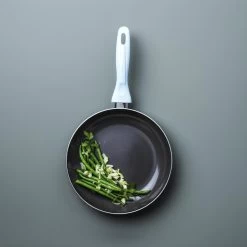 VitaVerde Expert Koekenpannenset Ø 24cm + Ø 28cm - Lichtblauw - Inductie - PFAS-vrij 16 VitaVerde Expert Koekenpannenset Ø 24cm + Ø 28cm - Lichtblauw - Inductie - PFAS-vrij -Aanbiedingen Tefal Winkel 1200x1200 251