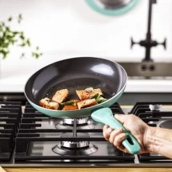 VitaVerde Expert Koekenpannenset Ø 20cm + Ø 24cm + Ø 28cm - Turquoise - Inductie - PFAS-vrij 14 VitaVerde Expert Koekenpannenset Ø 20cm + Ø 24cm + Ø 28cm - Turquoise - Inductie - PFAS-vrij -Aanbiedingen Tefal Winkel 1200x1200 389