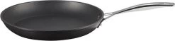 Le Creuset Koekenpan Les Forgées TNS - ø 28 Cm - Standaard Anti-aanbaklaag -Aanbiedingen Tefal Winkel 1200x284