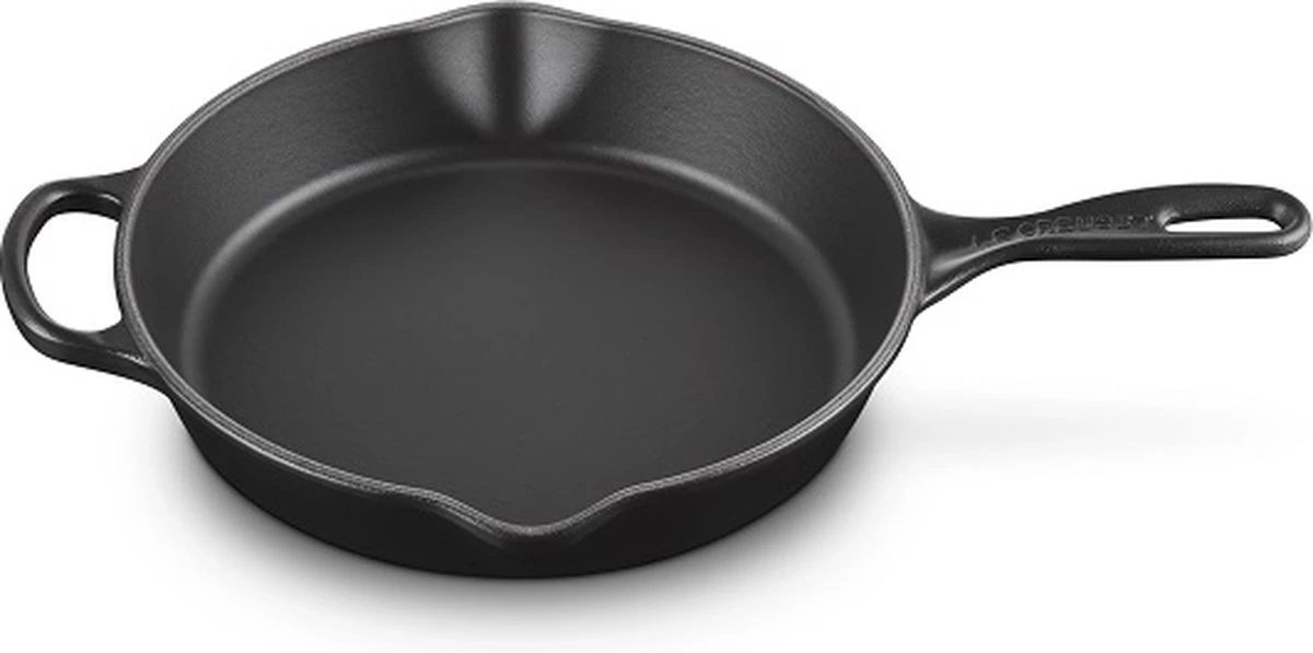 Le Creuset Hoge Ronde Skillet Mat Zwart 26cm 2 Le Creuset Hoge Ronde Skillet Mat Zwart 26cm - Afbeelding 2