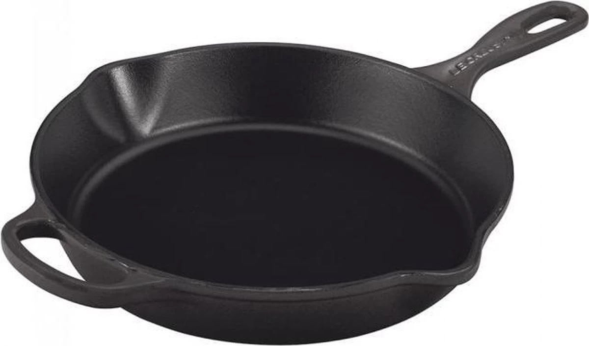 Le Creuset Hoge Ronde Skillet Mat Zwart 26cm 1 Le Creuset Hoge Ronde Skillet Mat Zwart 26cm