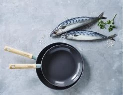 GreenPan Mayflower Pannenset - 3-delig + 2 Accessoires - Lichtblauw - Inductie - PFAS-vrij 13 GreenPan Mayflower Pannenset - 3-delig + 2 Accessoires - Lichtblauw - Inductie - PFAS-vrij -Aanbiedingen Tefal Winkel 1200x926 34