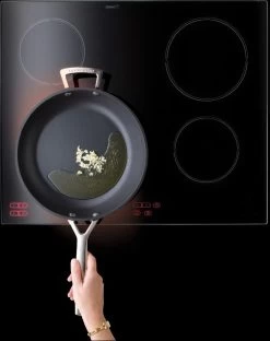 Le Creuset Koekenpan Les Forgées TNS - ø 28 Cm - Standaard Anti-aanbaklaag -Aanbiedingen Tefal Winkel 951x1200